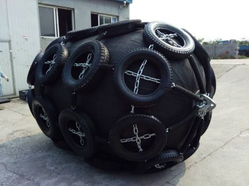 Qualité Amortisseur en caoutchouc de Yokohama de 1.5*3m de flottabilité gonflable marine de jetée usine