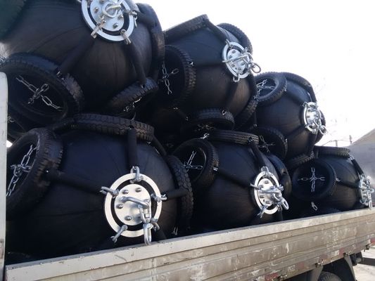 Qualité Filets de corde flottant le type pneumatique amortisseur de Marine Fender d d'amortisseurs en caoutchouc pneumatiques usine