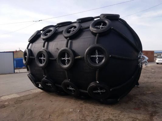 Qualité Filets de corde flottant le type pneumatique amortisseur de Marine Fender d d'amortisseurs en caoutchouc pneumatiques usine