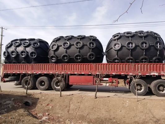 Qualité Filets de corde flottant le type pneumatique amortisseur de Marine Fender d d'amortisseurs en caoutchouc pneumatiques usine