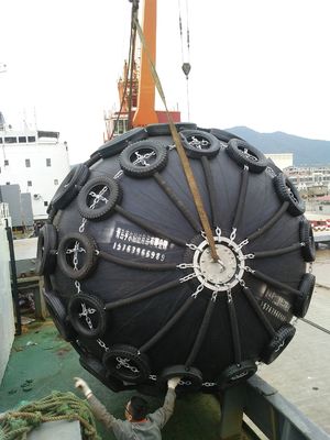 Qualité Type net amortisseur en caoutchouc pneumatique DST marin en caoutchouc STS de D usine