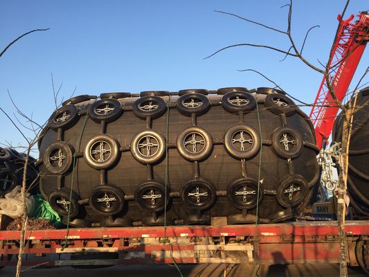 Qualité Amortisseurs en caoutchouc pneumatiques de Mat With Rope Net Pneumatic d'amortisseur en caoutchouc de bateau usine