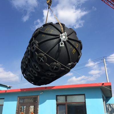 Qualité Pare-chocs faisants le coin à nervures de Yokohama Marine Rubber Fender Marine Dock usine