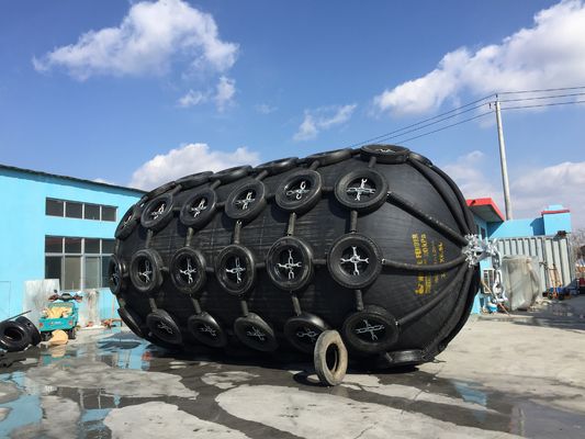 Qualité Amortisseur en caoutchouc pneumatique à nervures pneumatique de Yokohama d'équipement marin d'amortisseur de Yokohama usine