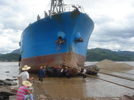 Qualité Bateau de D15*L20m 0.20Mpa lançant Marine Airbags Optimized Layout usine