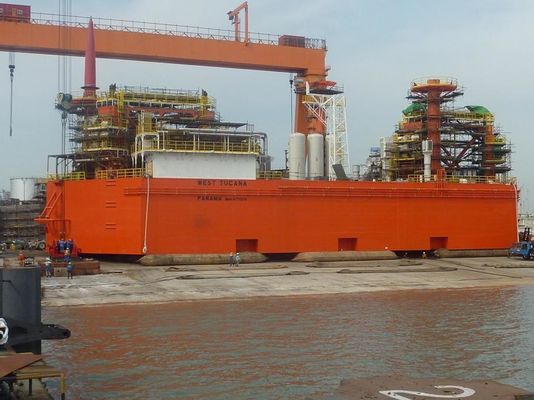 Qualité 16m Marine Rubber Airbag Boat Lift Marine Salvage Airbag usine