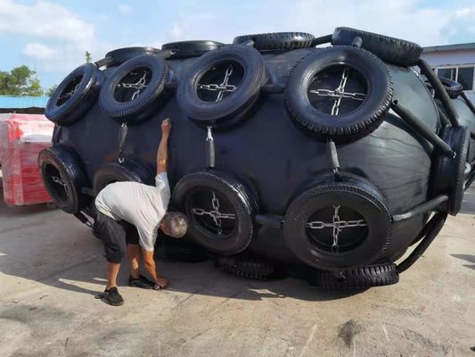 Qualité Type bateau en caoutchouc pneumatique Marine Rubber Fender de Yokohama d'amortisseur usine