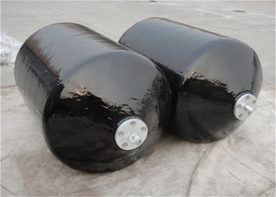 Qualité Hot Dip Galvanized Foam Filled Fender with High Energy Absorption and Maintenance-free Design for Marine Vessel Protection usine