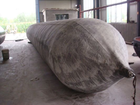 Qualité D1.5*L12 navire Marine Rubber Airbags For Heavy se soulevant et lancement de bateau usine