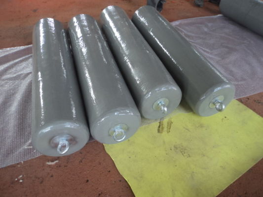 Qualité Pare-chocs remplis de mousse EVA non marquante pour la protection des bords de quai et des défenses marines avec fabrication personnalisée selon la norme ISO17357 usine