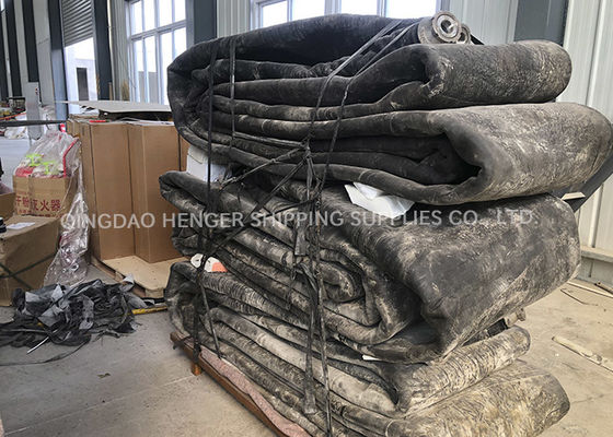 Qualité Lancement de bateau de Henger Marine Rubber Inflatable Boat Fender usine