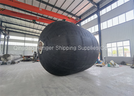 Qualité ISO 17357 Compliant Natural Rubber Pneumatic Rubber Fender with 50Kpa/80kpa Working Pressure for Marine Protection usine